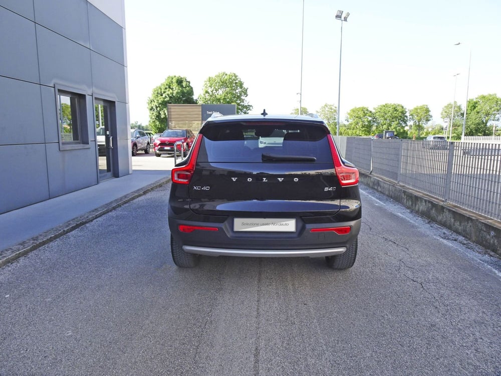 Volvo XC40 usata a Treviso (6)