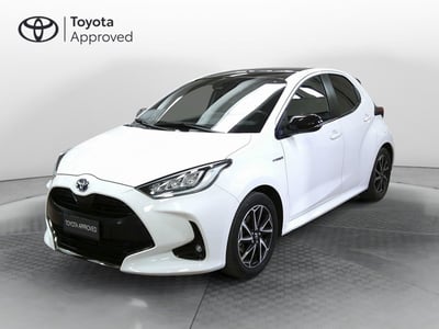 Toyota Yaris 1.5 Hybrid 5 porte Lounge del 2021 usata a Montebelluna