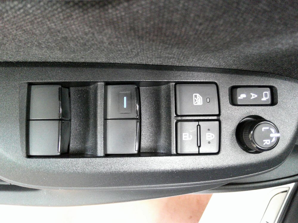 Toyota Yaris usata a Treviso (17)
