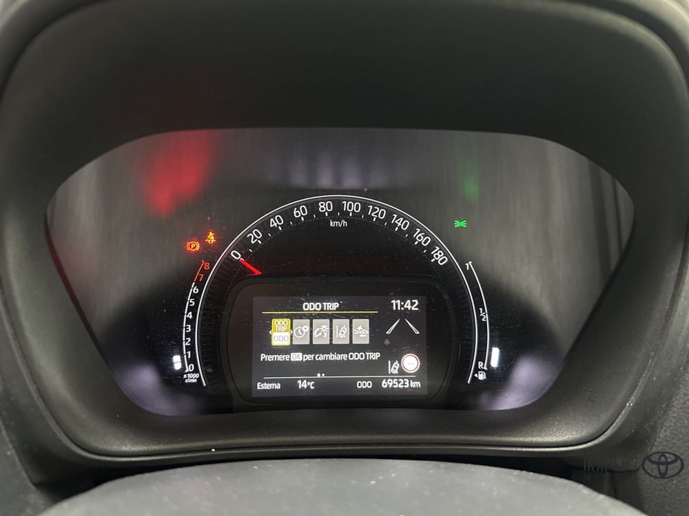 Toyota Aygo X usata a Viterbo (9)