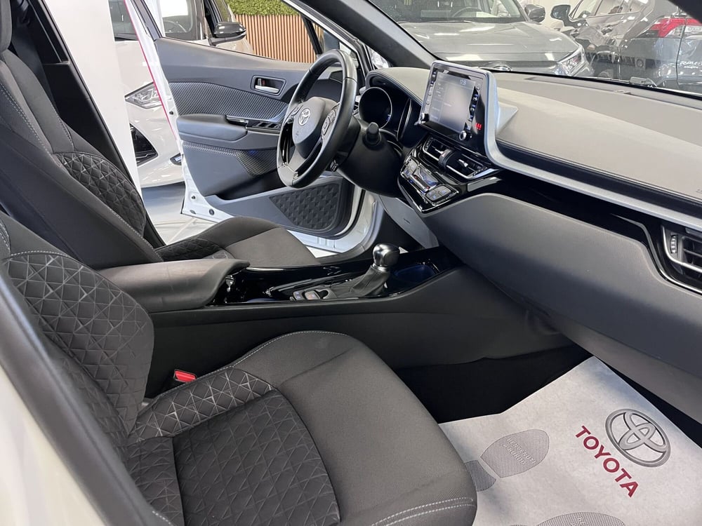 Toyota Toyota C-HR usata a Prato (8)