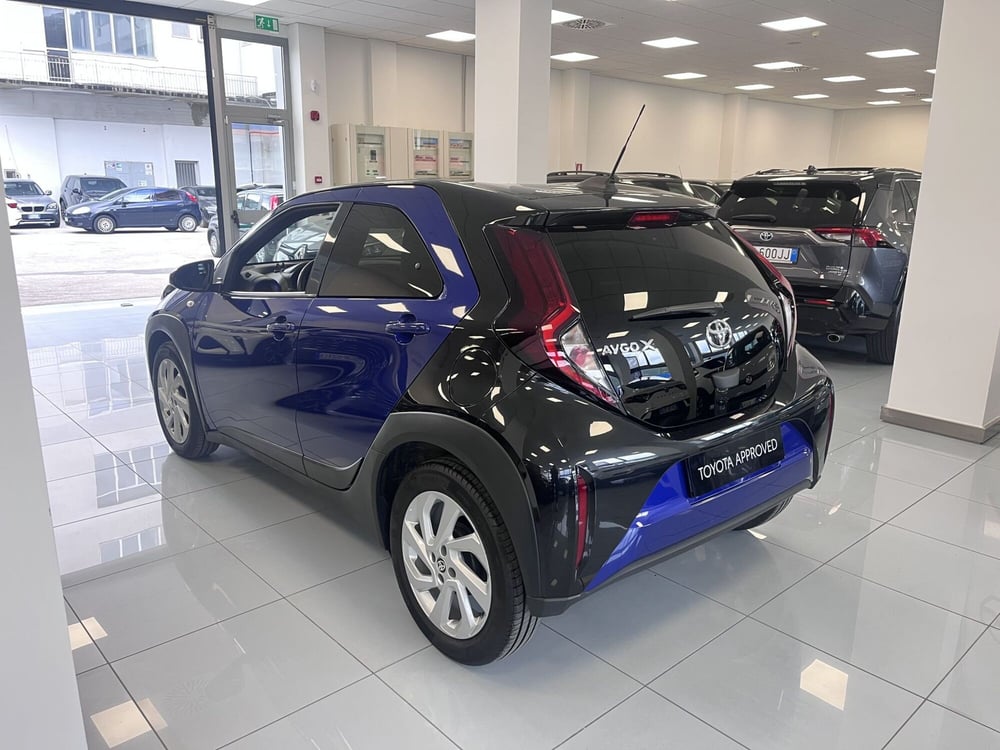 Toyota Aygo X usata a Prato (4)