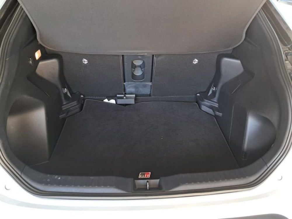 Toyota Yaris Cross usata a Cagliari (10)