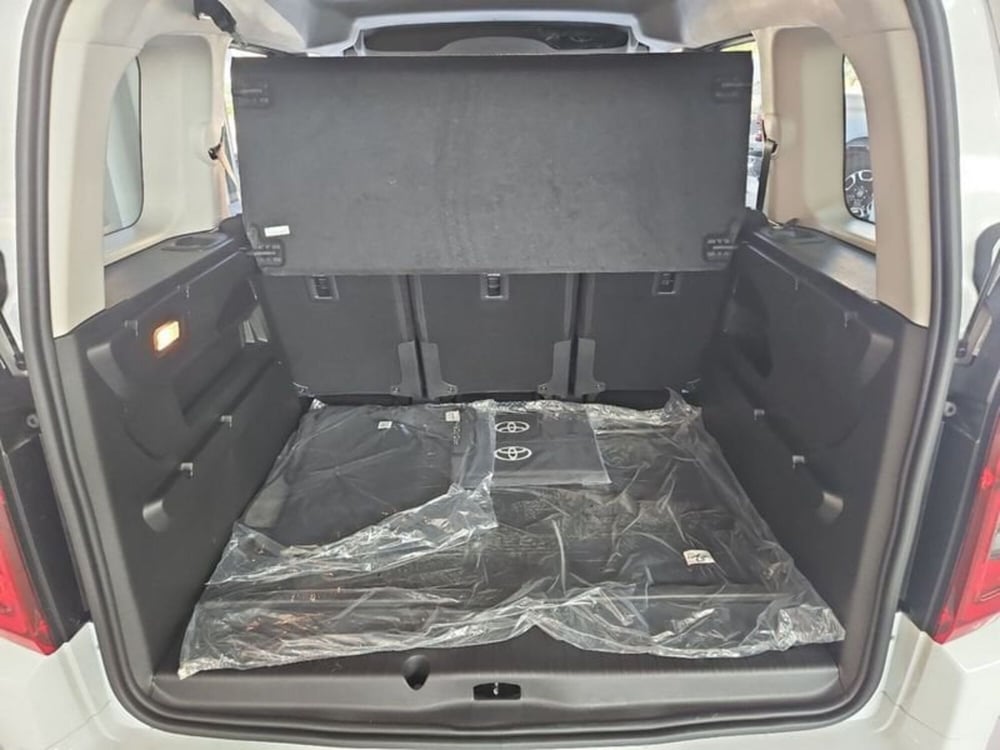 Toyota Proace City Verso nuova a Vicenza (9)