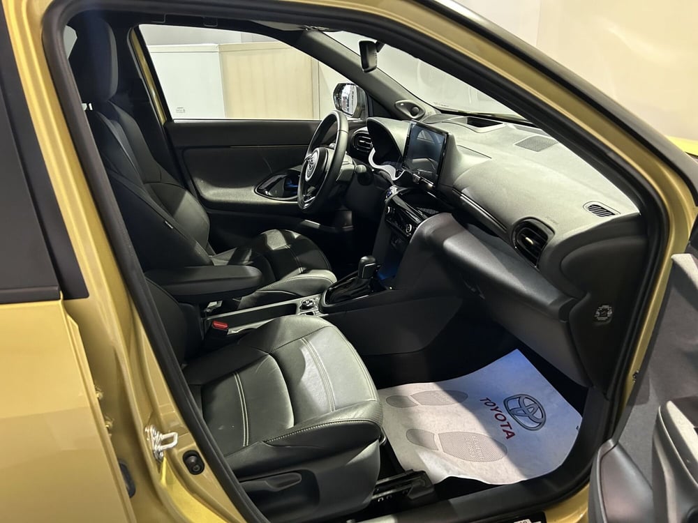 Toyota Yaris Cross usata a Milano (6)