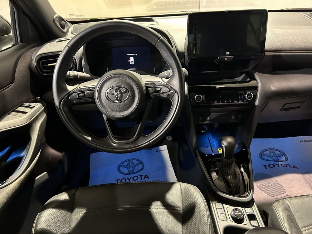 Toyota Yaris Cross usata a Milano (9)