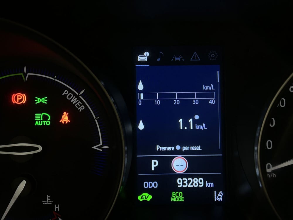 Toyota Toyota C-HR usata a Milano (13)