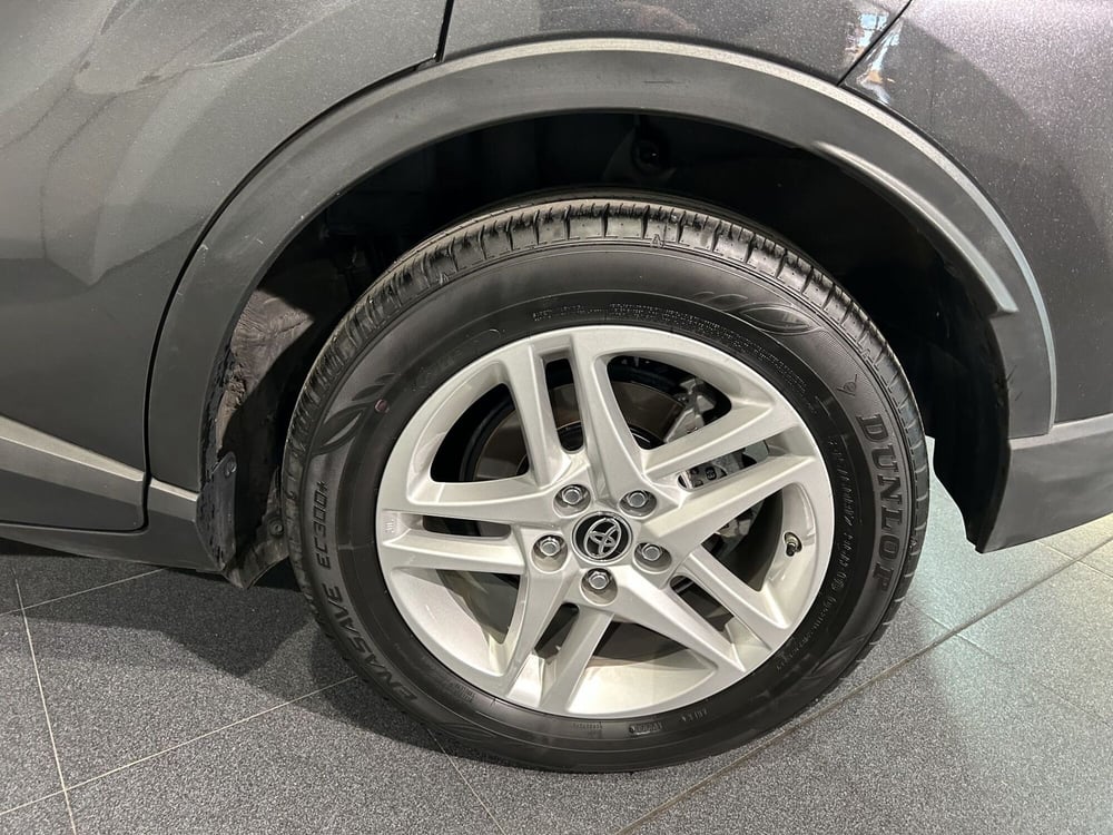 Toyota Toyota C-HR usata a Milano (15)