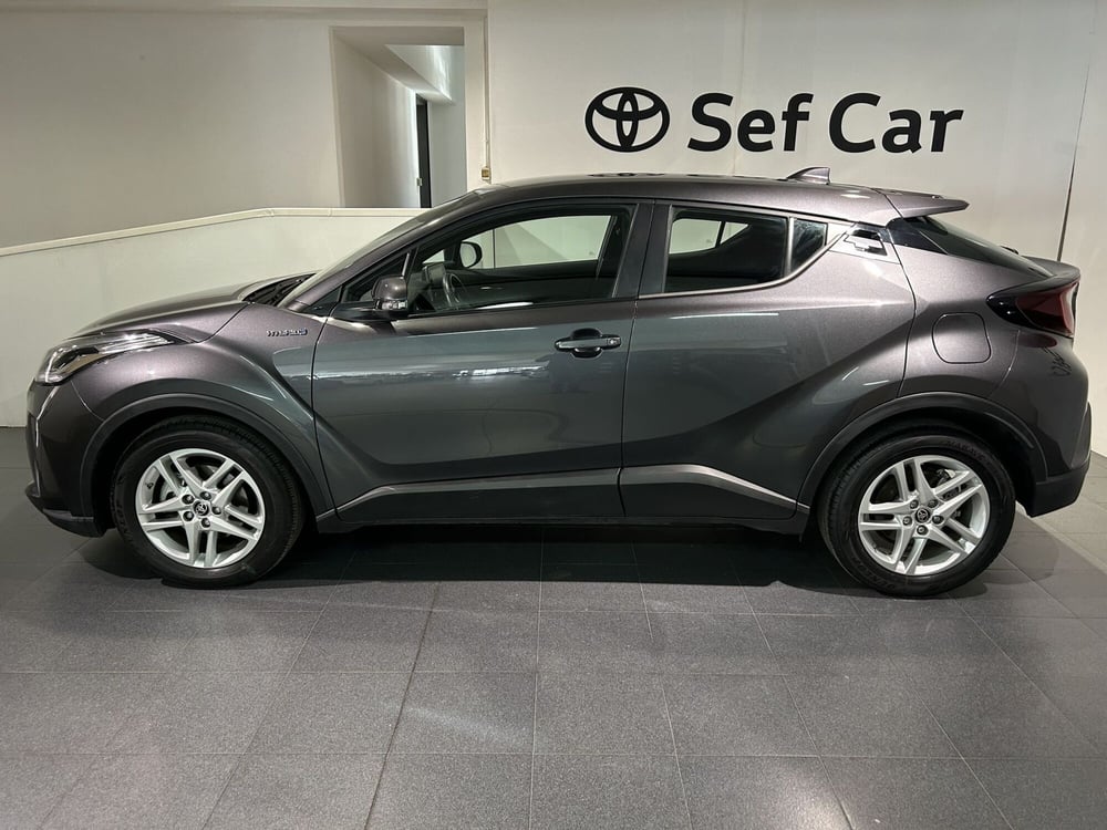 Toyota Toyota C-HR usata a Milano (3)