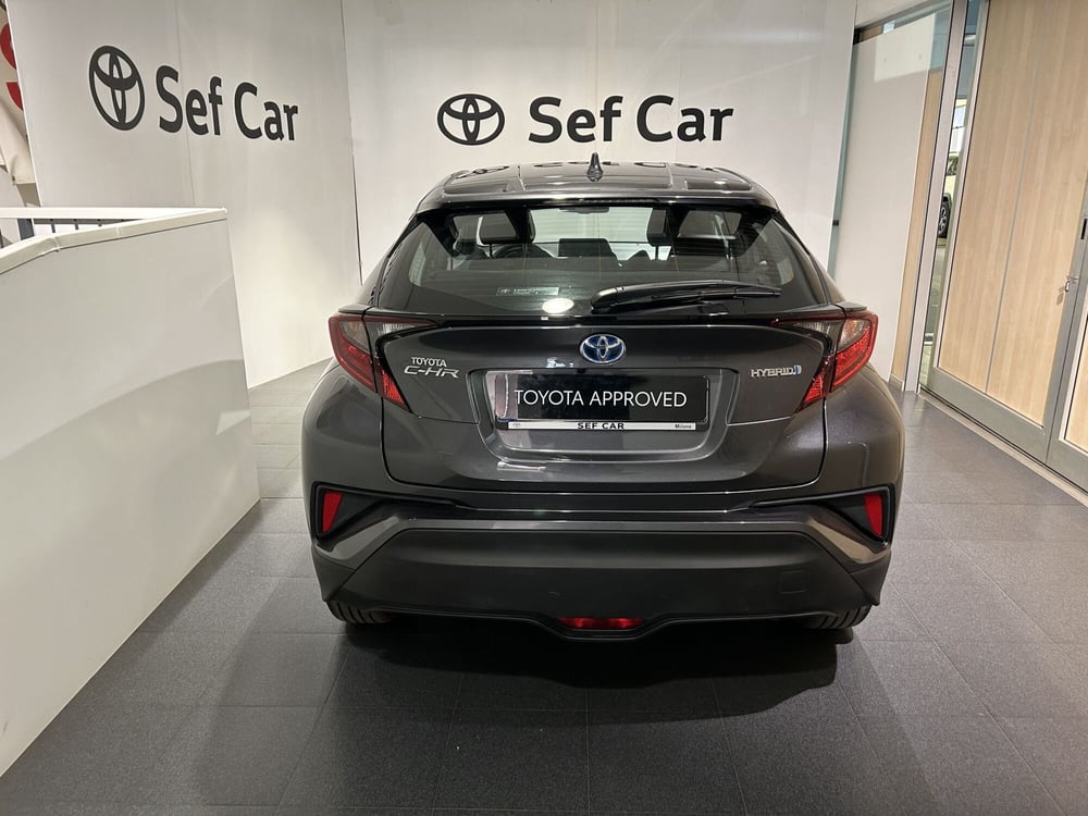 Toyota Toyota C-HR usata a Milano (4)
