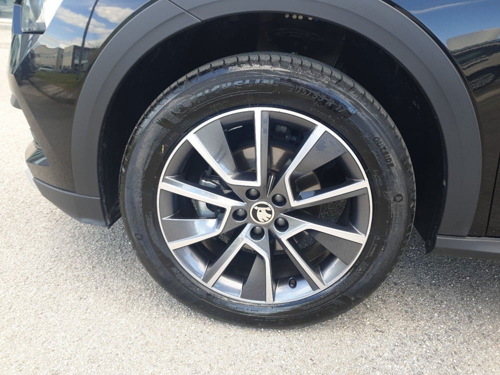 Skoda Kamiq usata a Ancona (11)