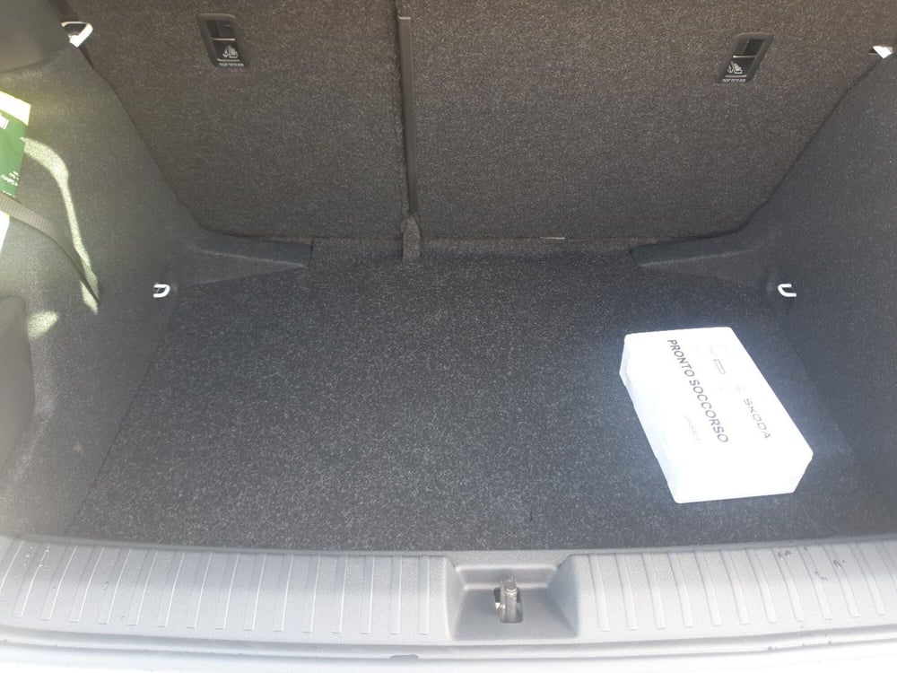 Skoda Kamiq nuova a Ancona (15)