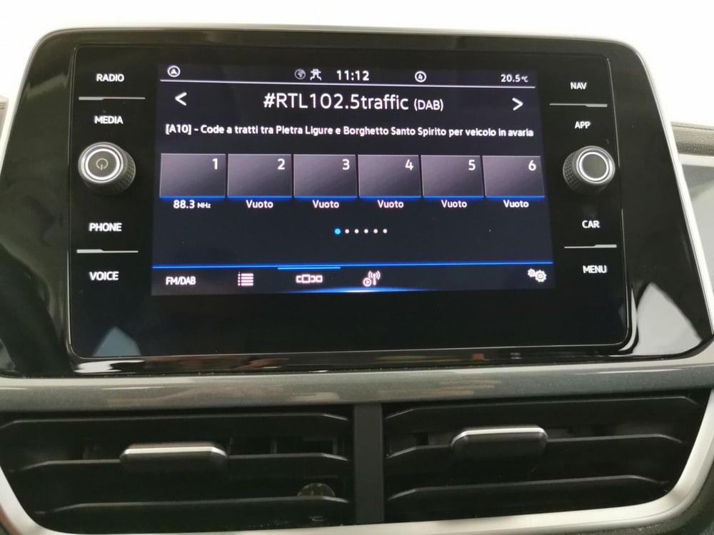 Volkswagen T-Roc usata a Chieti (12)