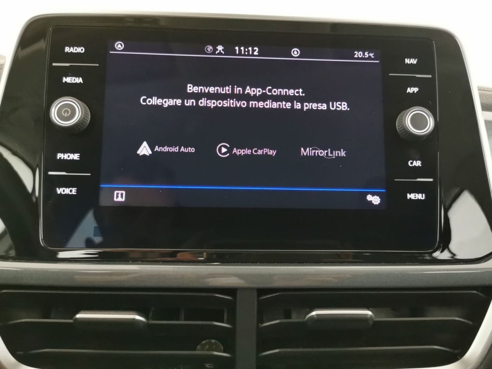 Volkswagen T-Roc usata a Chieti (13)