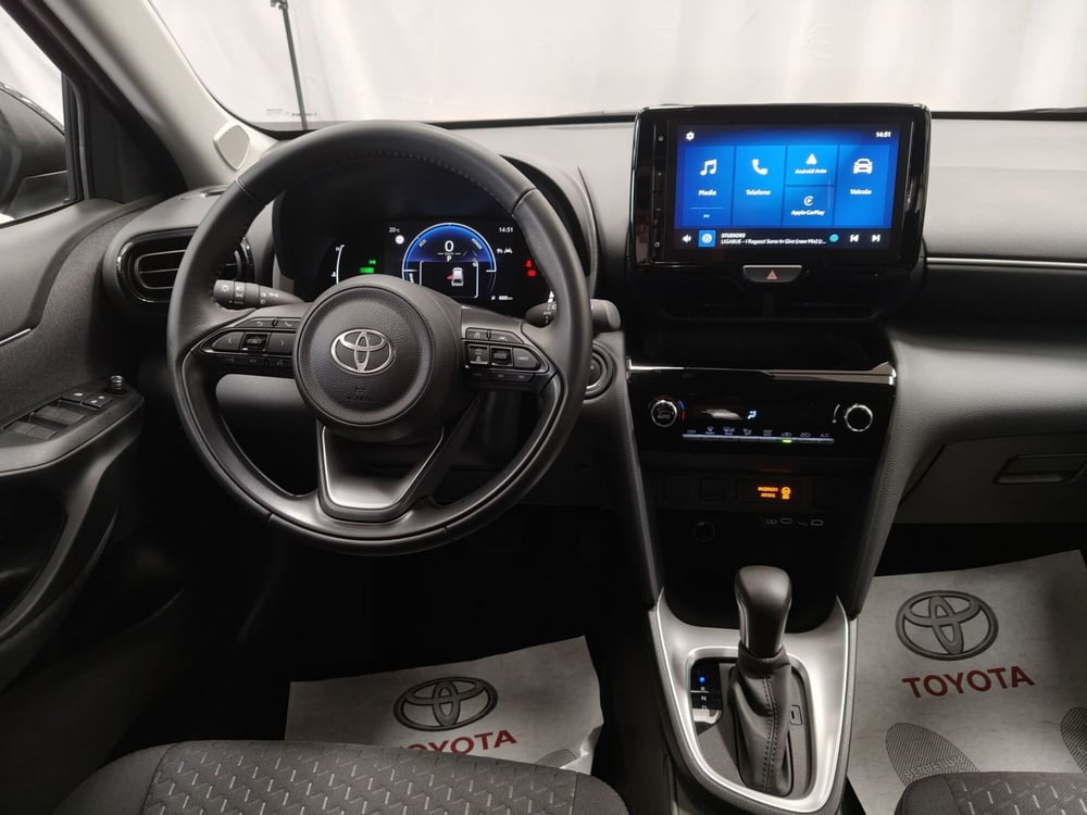 Toyota Yaris Cross usata a Roma (10)