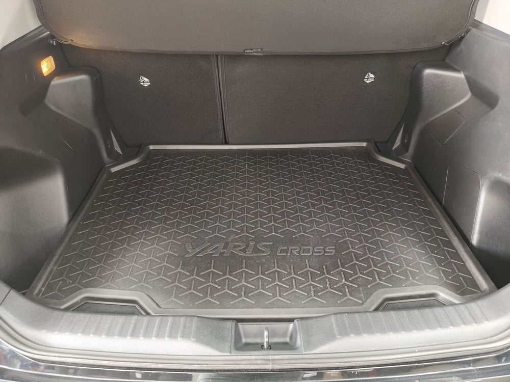 Toyota Yaris Cross usata a Roma (13)