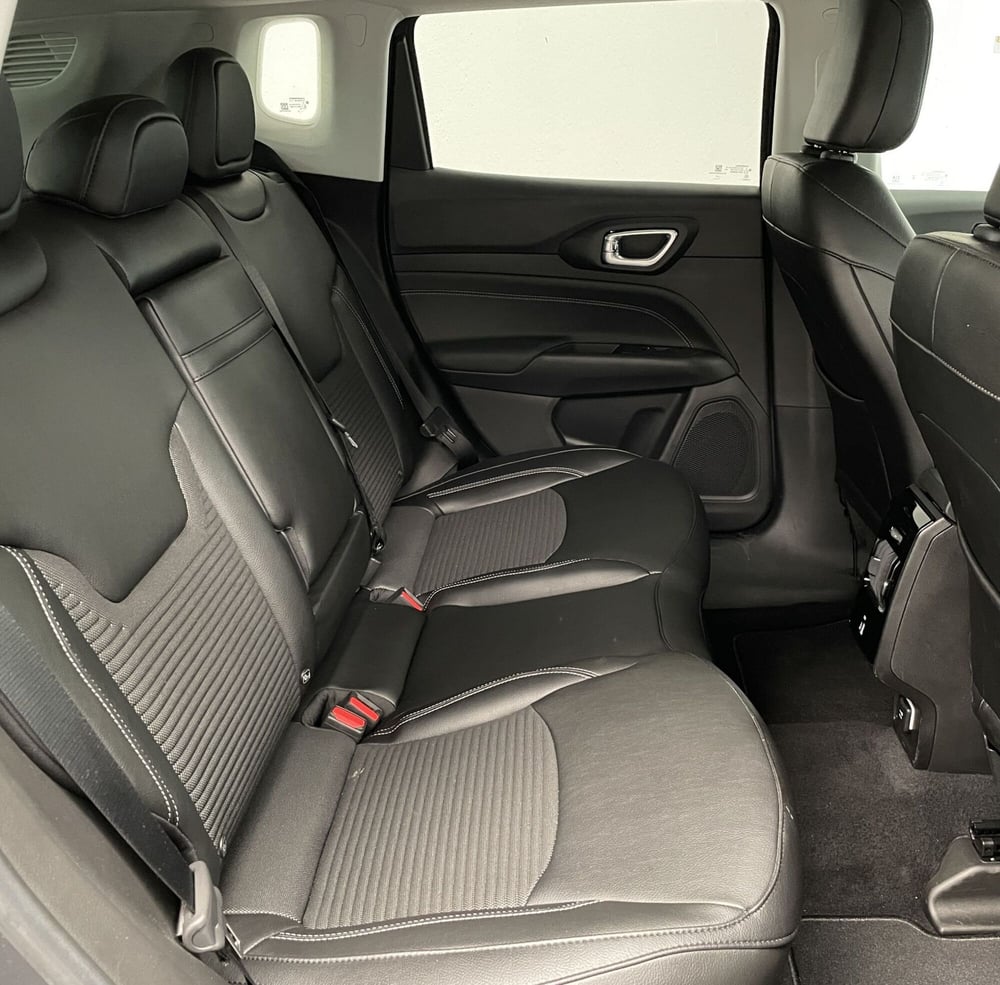 Jeep Compass usata a Novara (10)