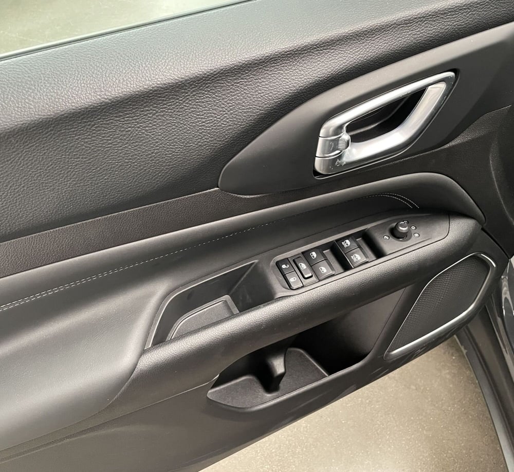 Jeep Compass usata a Novara (17)