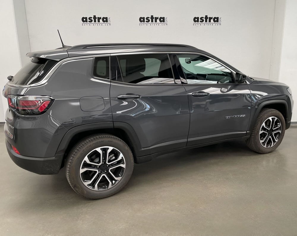 Jeep Compass usata a Novara (4)