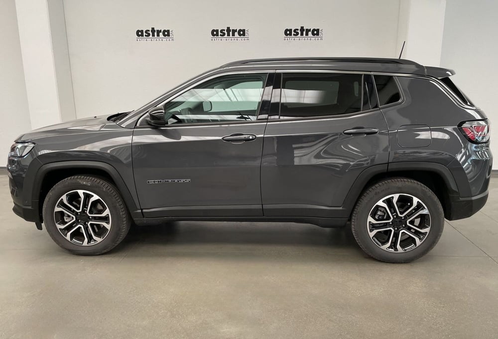 Jeep Compass usata a Novara (7)