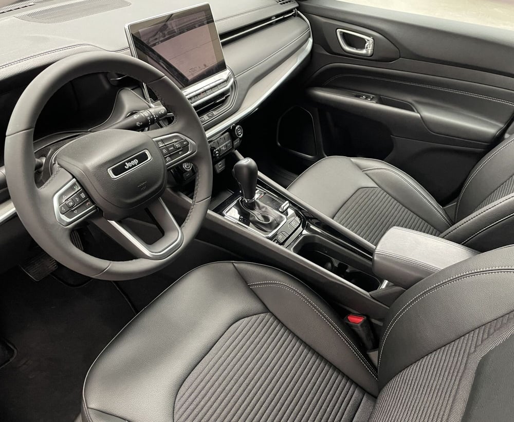 Jeep Compass usata a Novara (8)