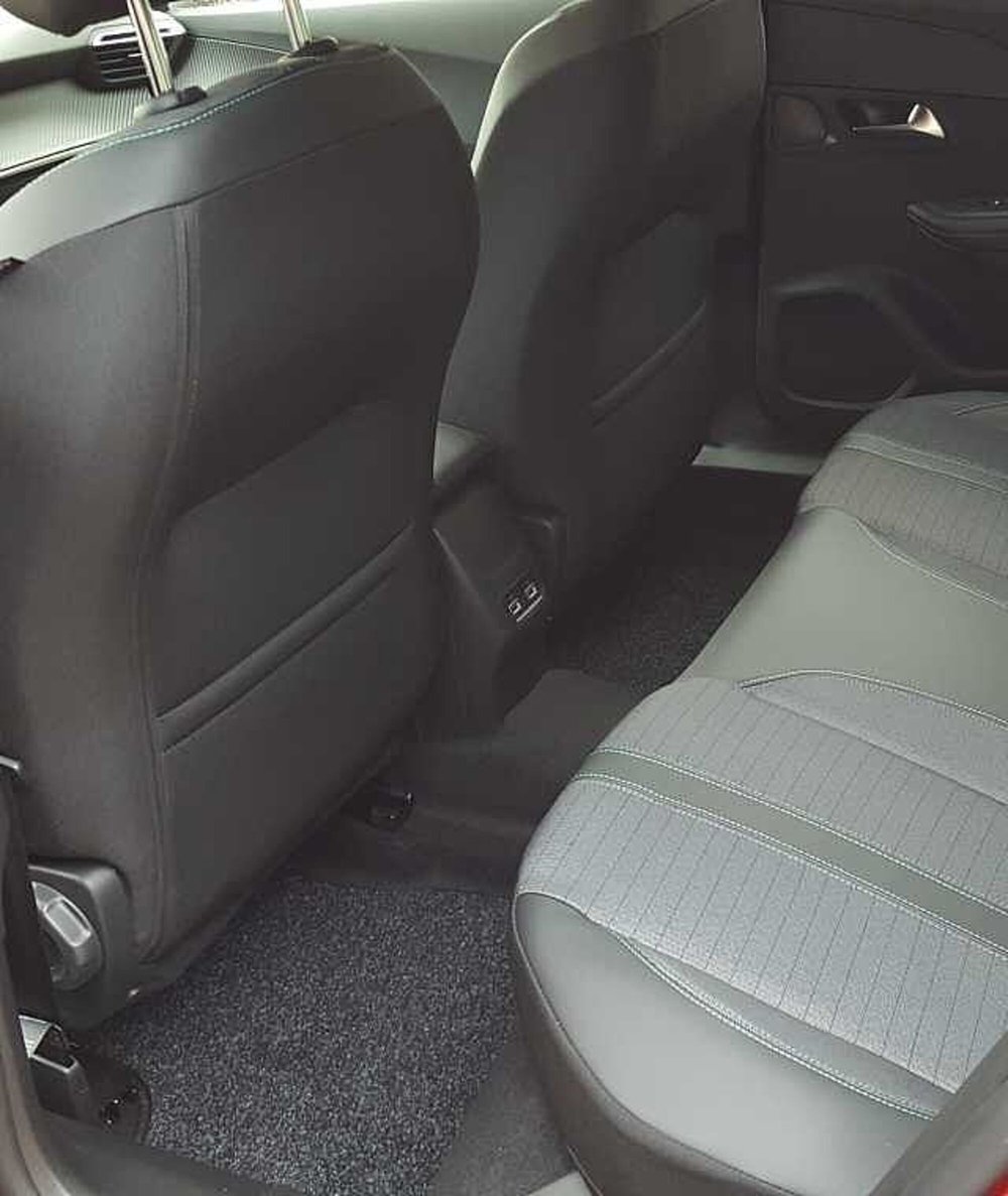 Peugeot 2008 nuova a Messina (16)