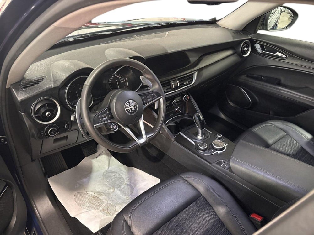 Alfa Romeo Stelvio usata a Caltanissetta (18)