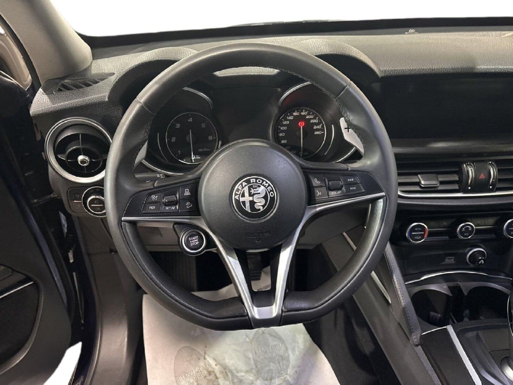 Alfa Romeo Stelvio usata a Caltanissetta (20)