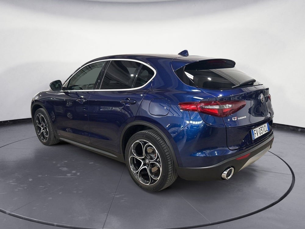 Alfa Romeo Stelvio usata a Caltanissetta (4)