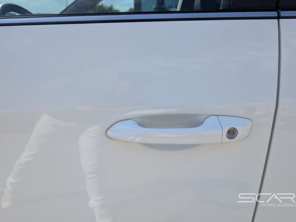 Ssangyong Tivoli usata a Livorno (11)
