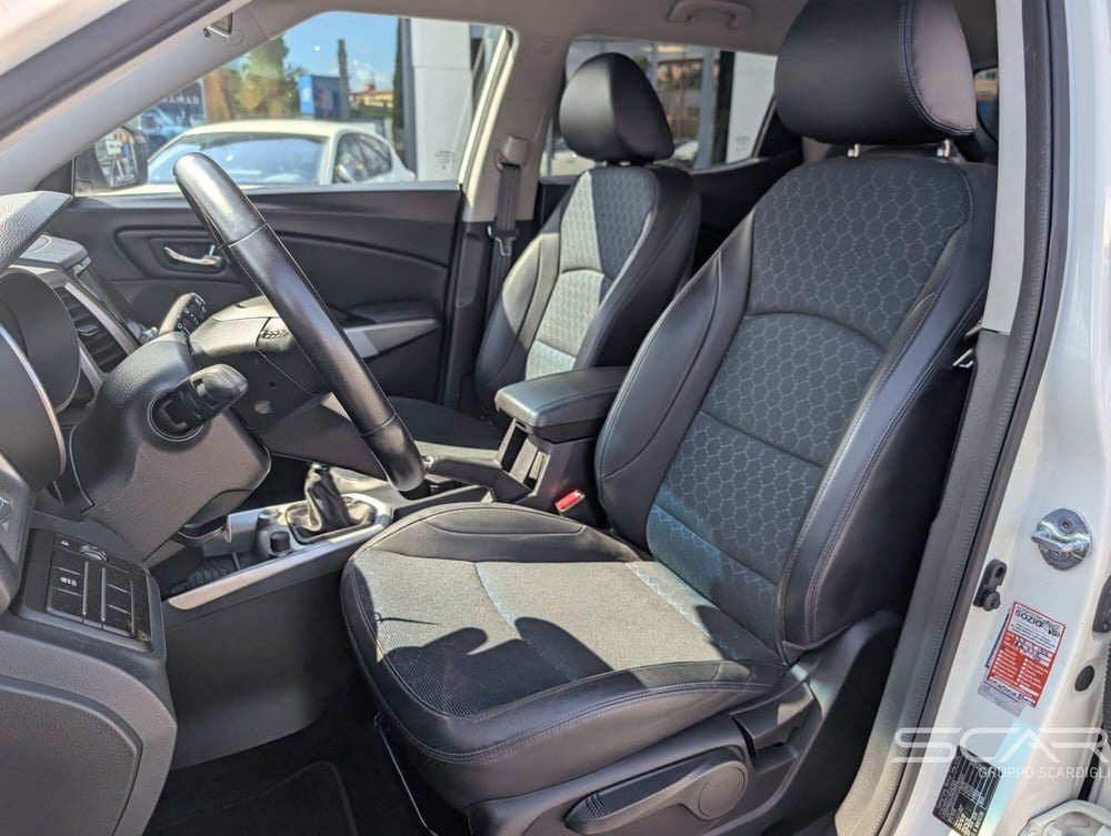 Ssangyong Tivoli usata a Livorno (16)