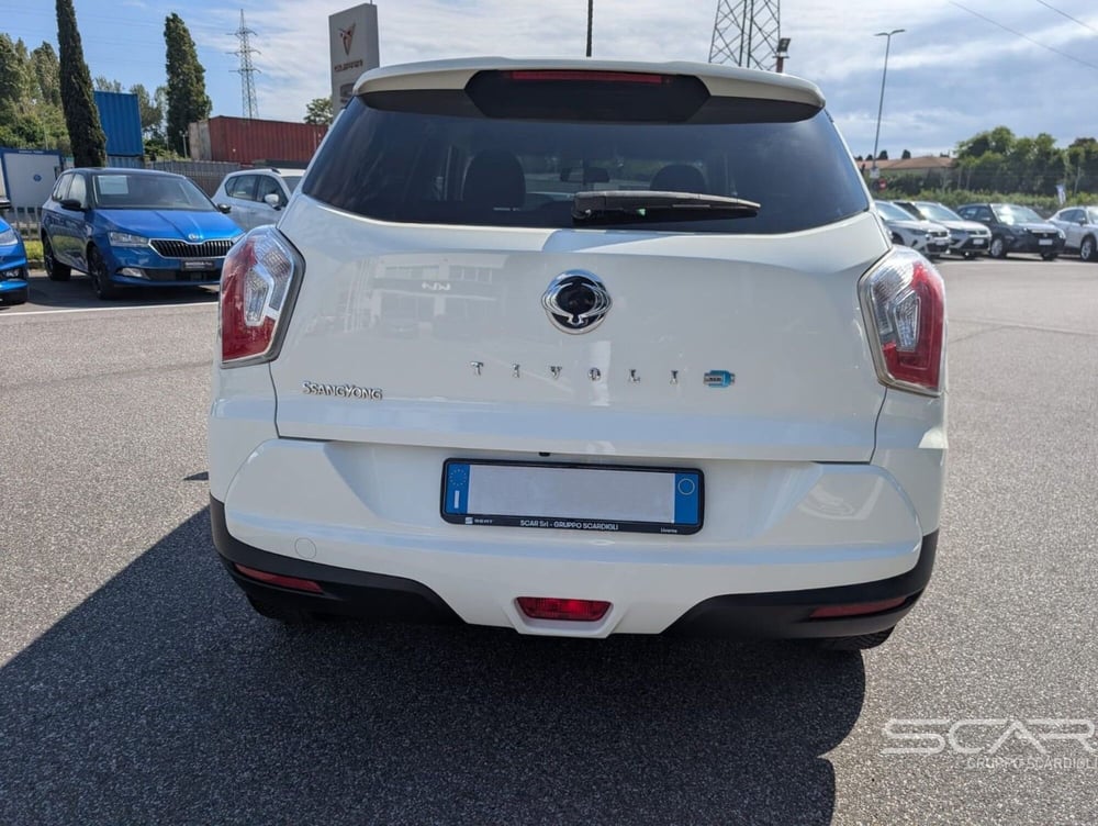Ssangyong Tivoli usata a Livorno (6)