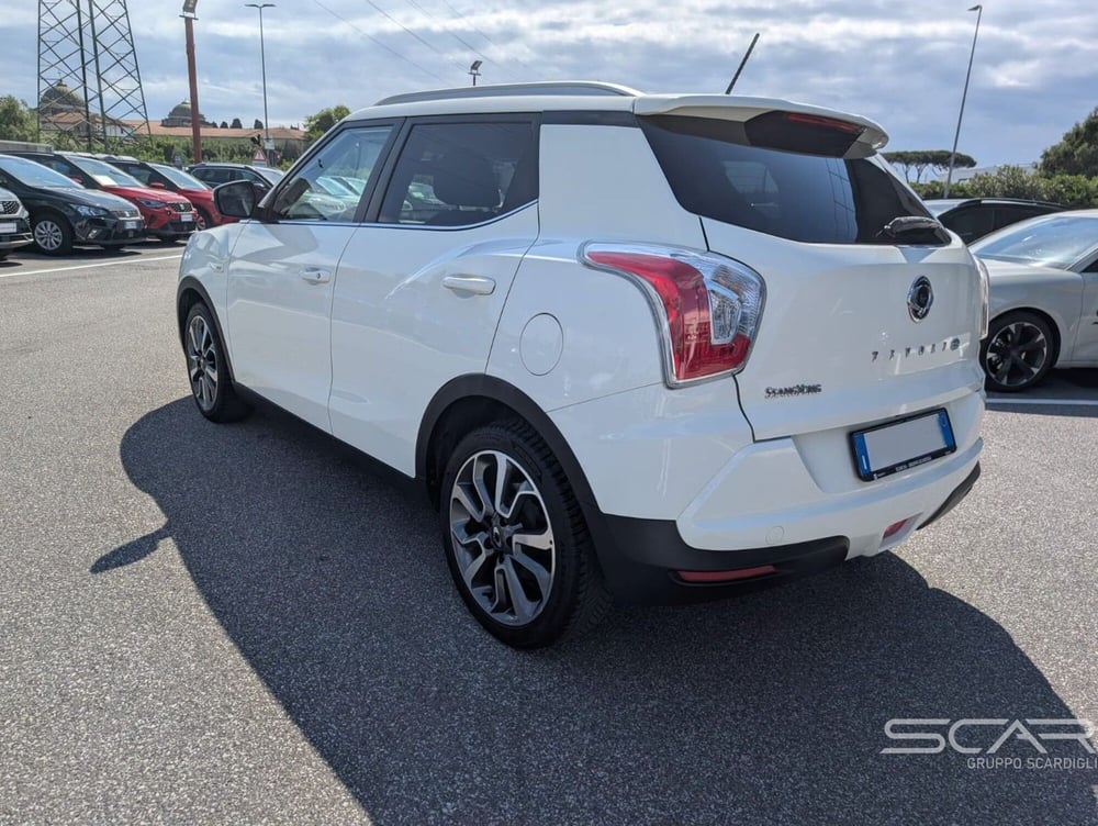 Ssangyong Tivoli usata a Livorno (7)