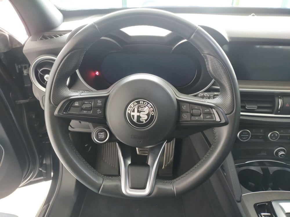 Alfa Romeo Stelvio usata a Reggio Emilia (12)