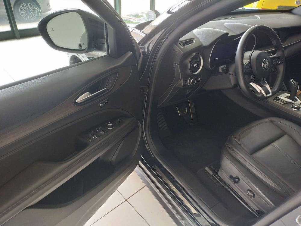 Alfa Romeo Stelvio usata a Reggio Emilia (9)