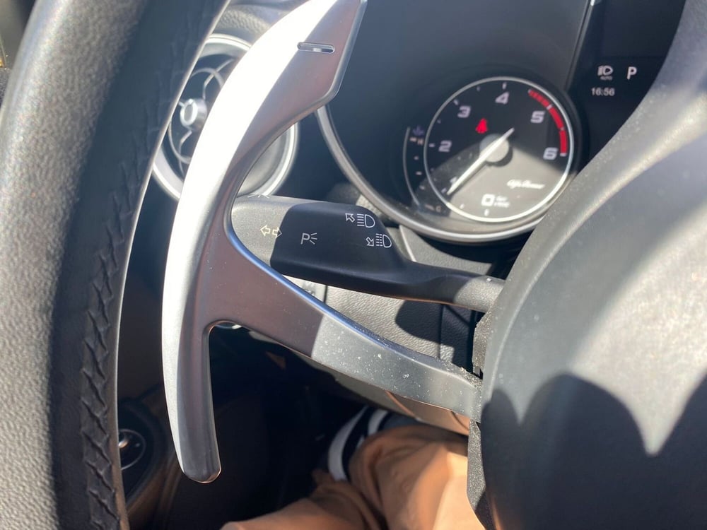 Alfa Romeo Giulia usata a La Spezia (16)