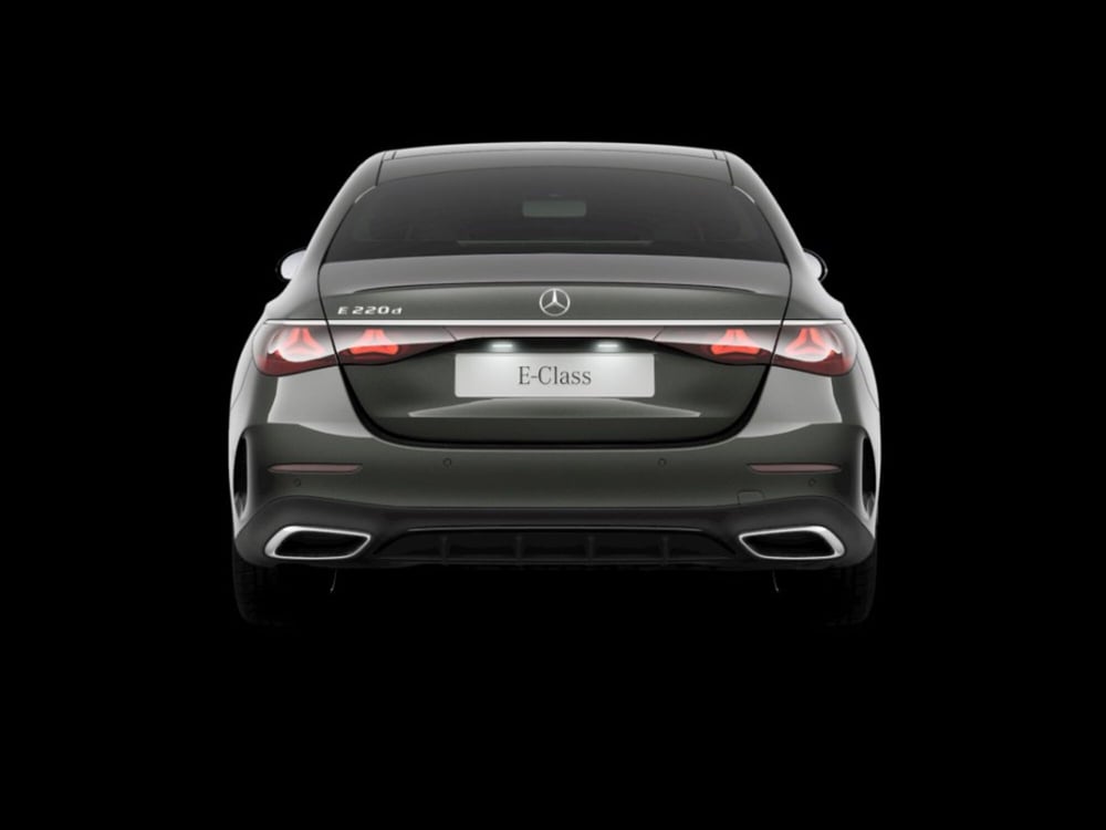 Mercedes-Benz Classe E nuova a Siena (6)