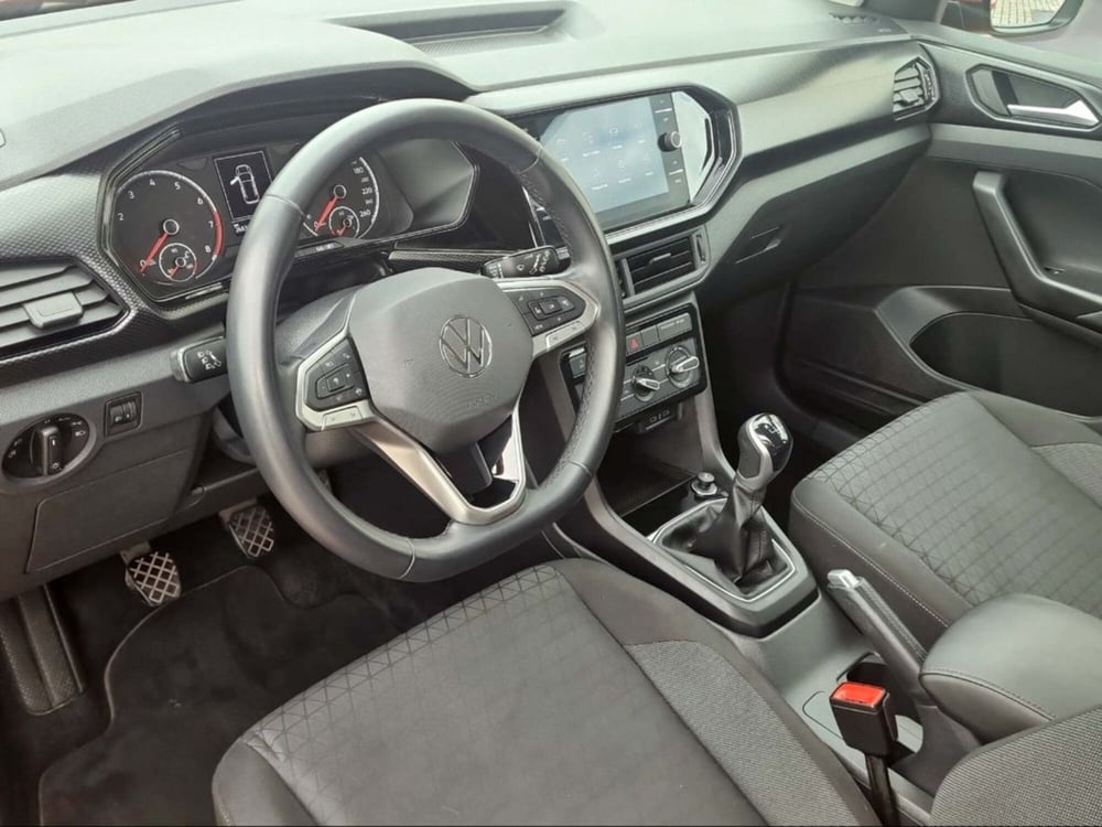 Volkswagen T-Cross usata a Livorno (6)