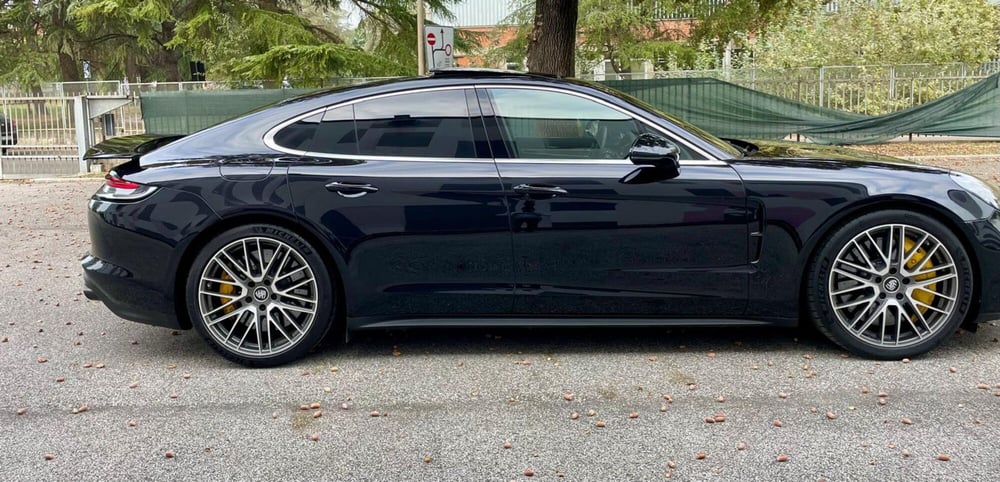 Porsche Panamera usata a Bologna (14)
