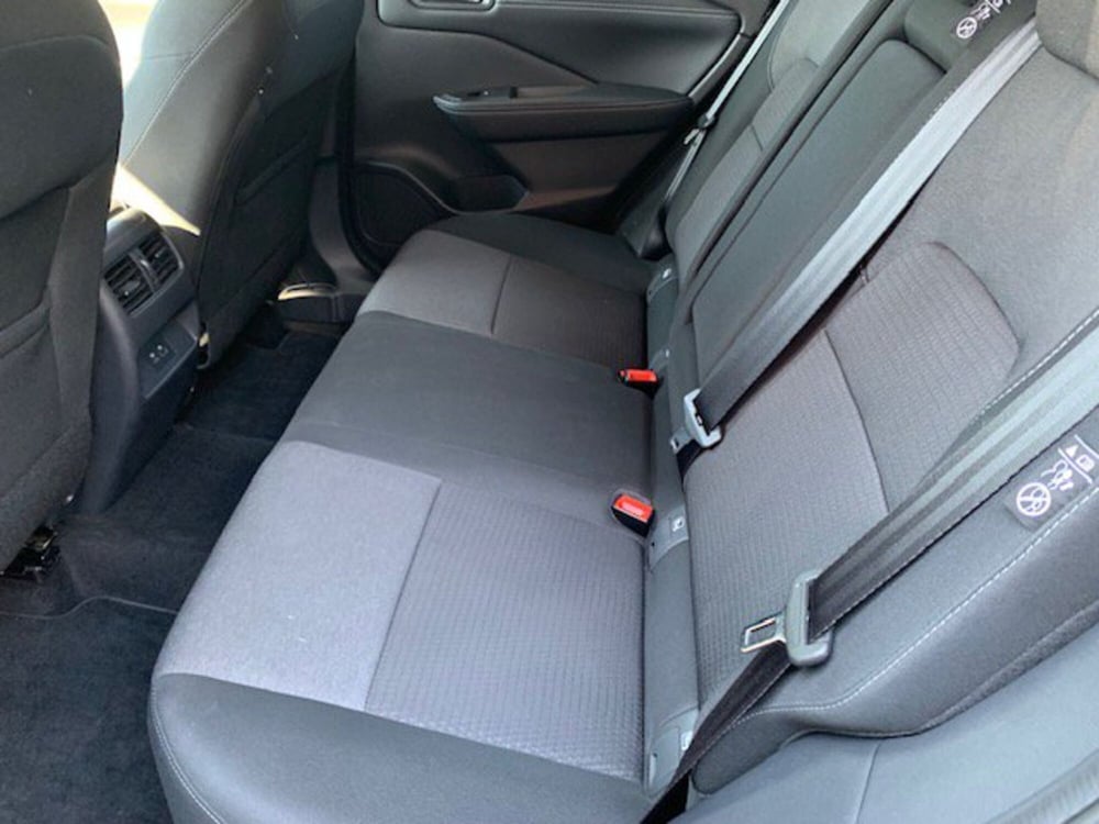 Nissan Qashqai usata a Milano (7)