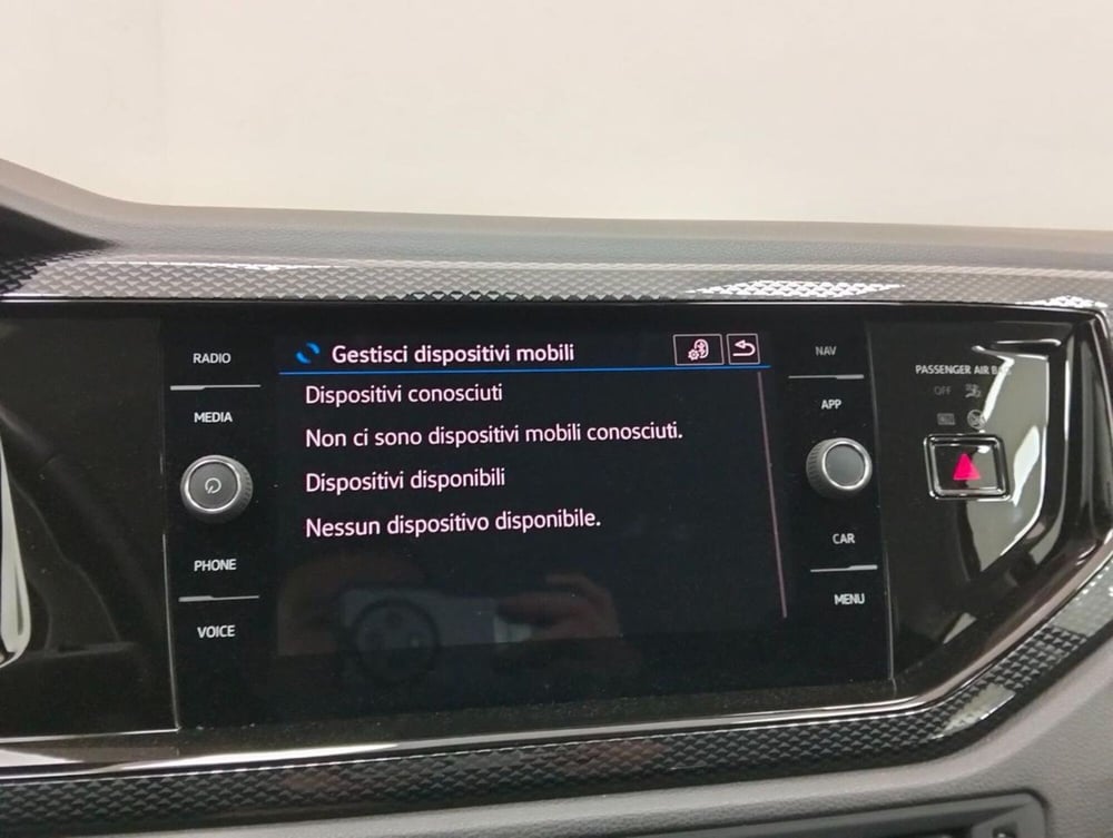 Volkswagen Taigo usata a Como (13)