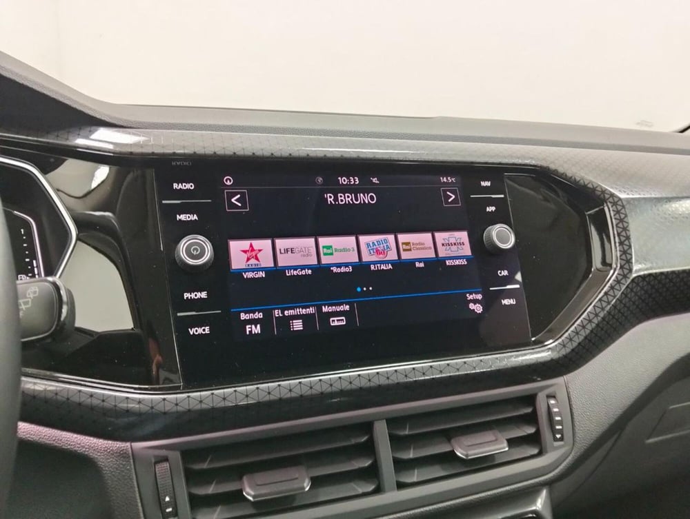 Volkswagen T-Cross usata a Como (11)