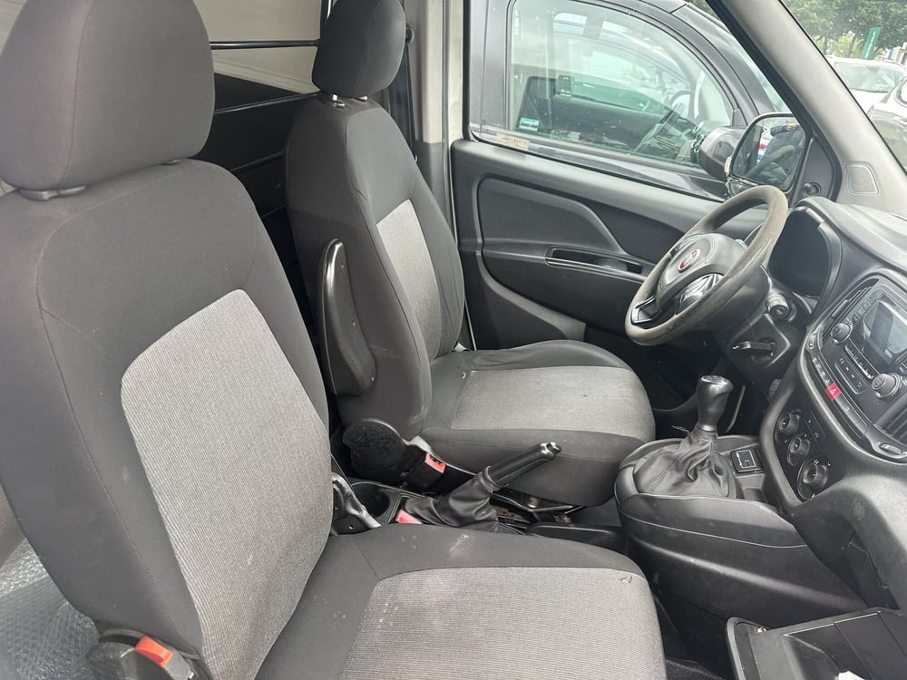 Fiat Doblò Furgone usata a Milano (13)