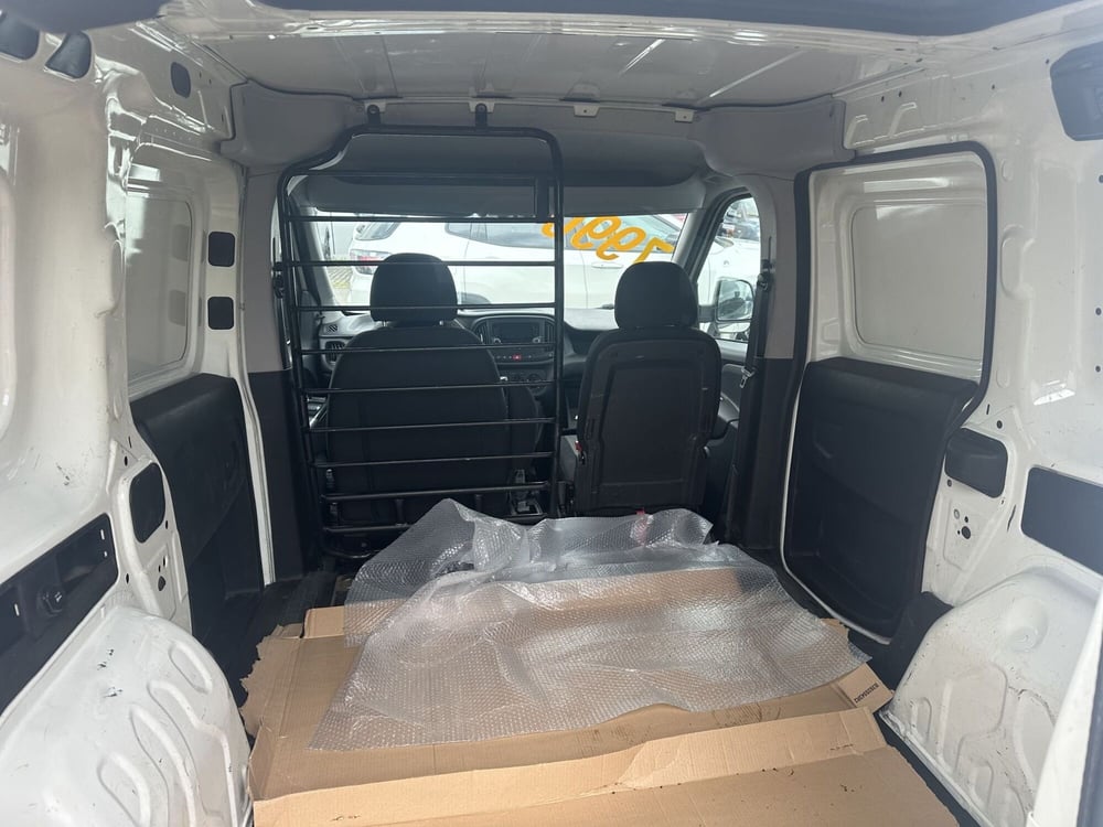 Fiat Doblò Furgone usata a Milano (7)