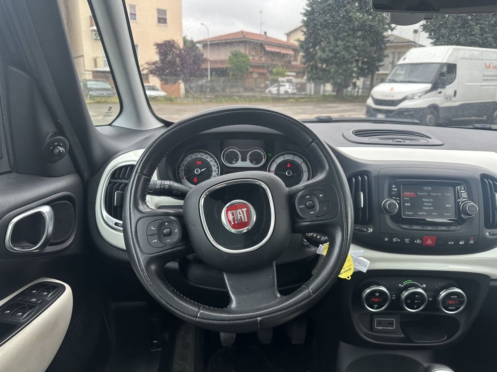 Fiat 500L usata a Milano (18)