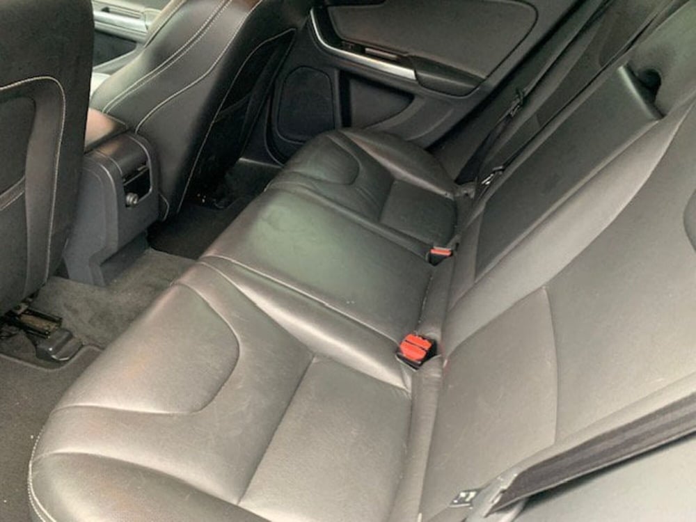 Volvo V60 usata a Milano (10)