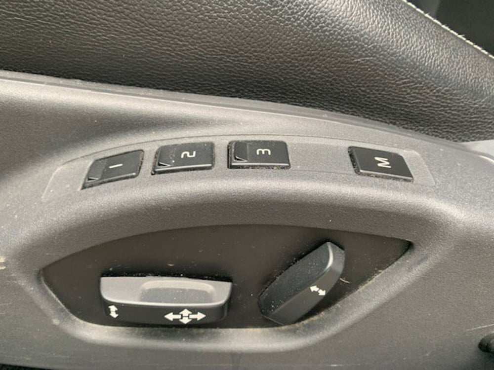 Volvo V60 usata a Milano (14)