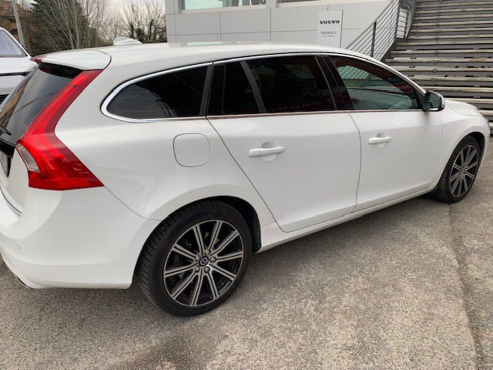 Volvo V60 usata a Milano (4)