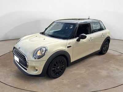 MINI Mini 1.5 Cooper D Boost 5 porte del 2017 usata a Siena