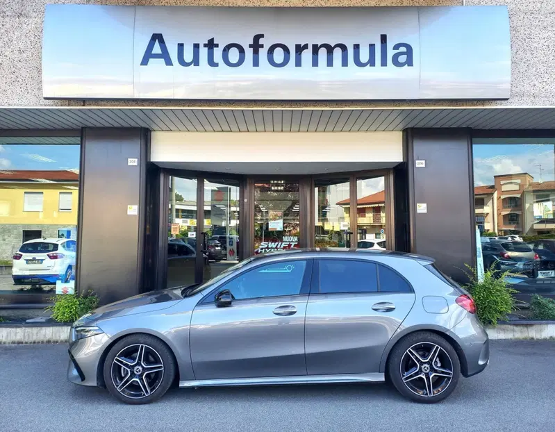 Mercedes-Benz Classe A usata a Milano (3)